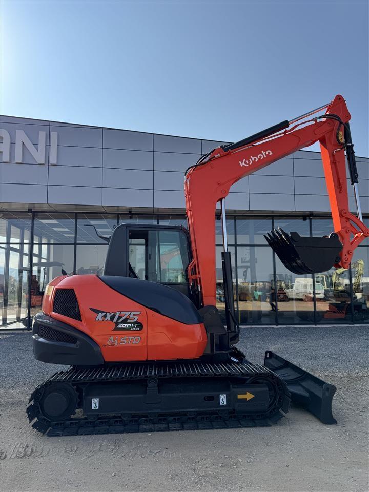 Kubota-kx175