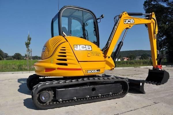 JCB-8065-RTS--bager