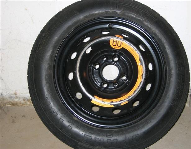 Pomocni tocak PIRELLI S135/80 B14
