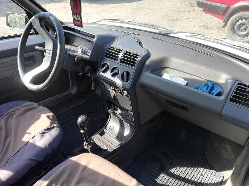 Pežo-205