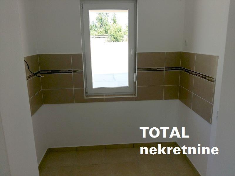Useljiv-dvoiposoban-stan-