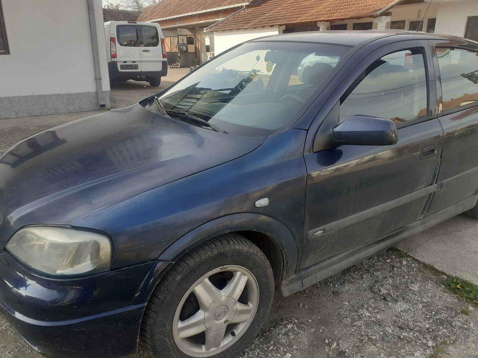 Opel-astra-2002