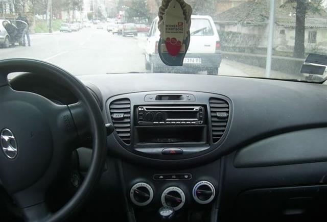 Hyundai-i10--08