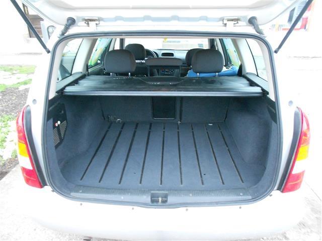 Opel-Astra-1-6--01