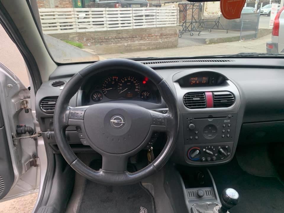 Opel-Corsa-C-1-3cdti-2004-god-