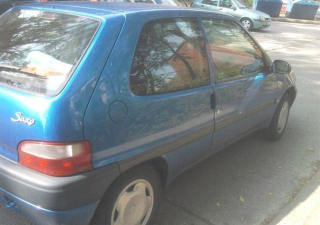 Citroen-Saxo-1-5D--02