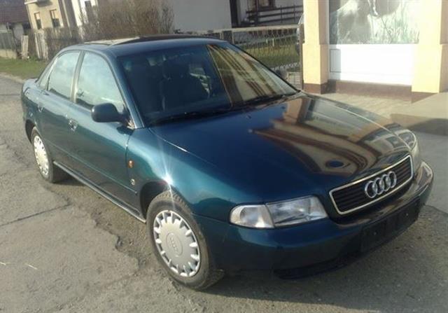 Audi A4 1.6 -97