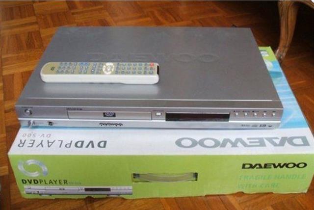 Daewoo-DV500-DVD