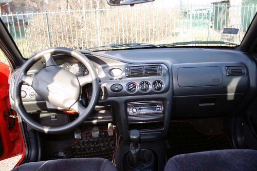 Ford-Escape-16v--97