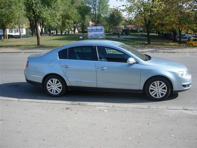 VW--Passat-2-0-HIGHLINE--05
