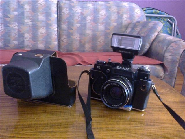 Fotoaparat-Zenit-11