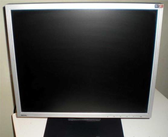 Monitor-19-TFT-BenQ-FP93GX