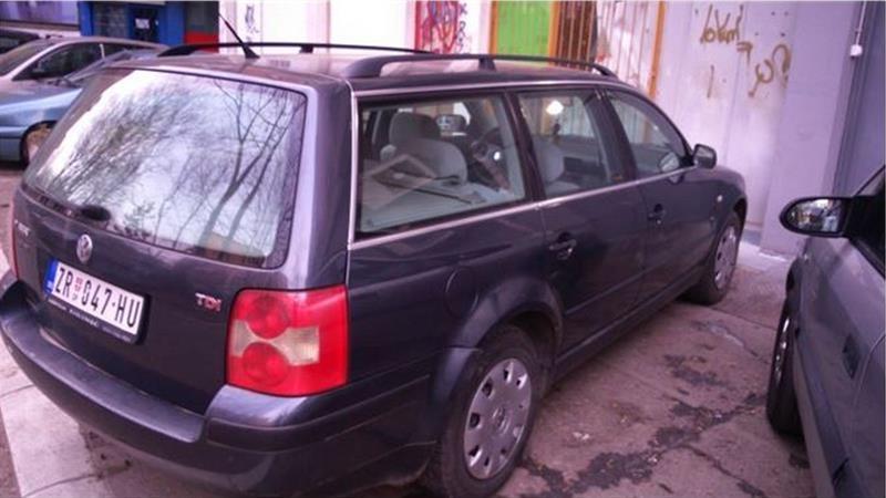 VW-Passat-B5-5--01