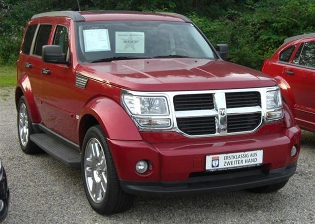 Dodge Nitro -08