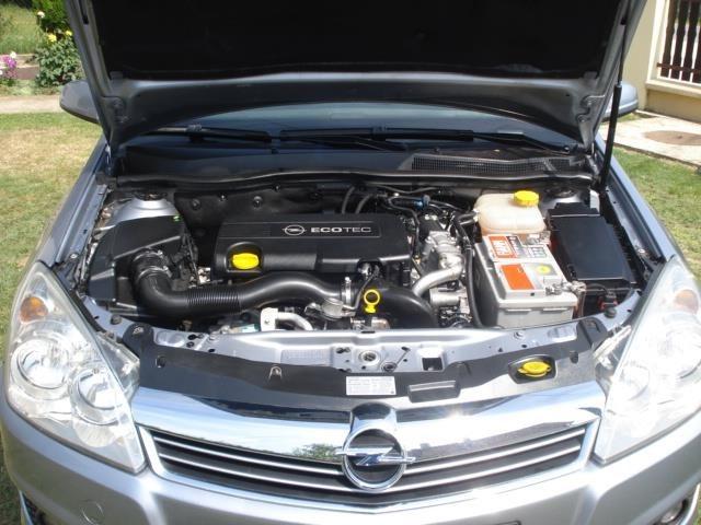 Opel-Astra-h---07-
