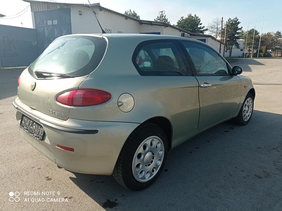 Alfa-Romeo-147