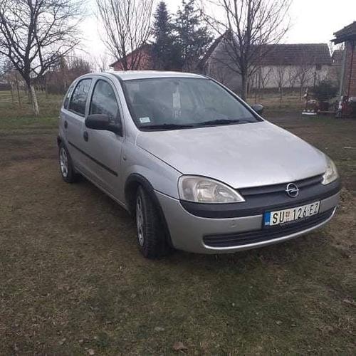 Opel Corsa C 2003.
