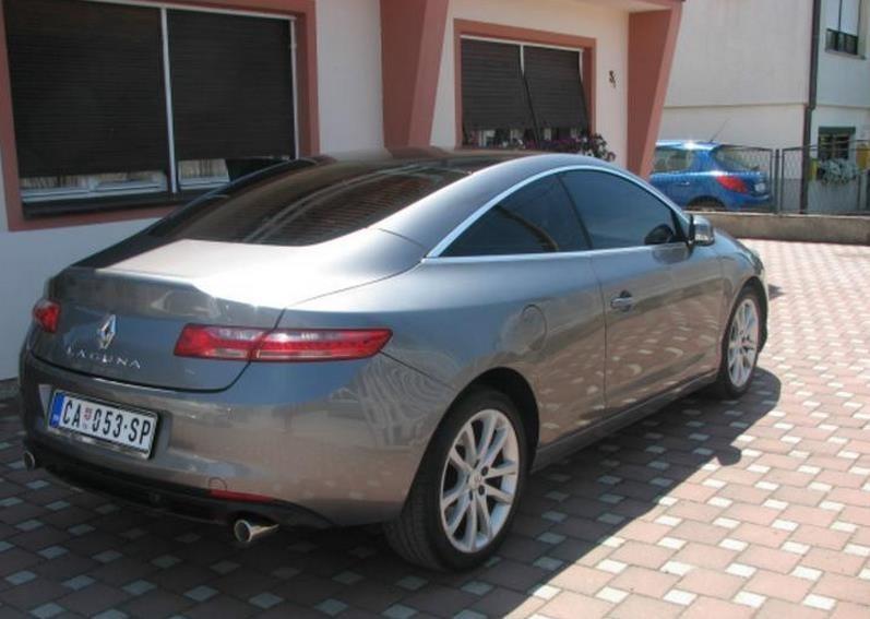 Renault-Laguna--coupe--09