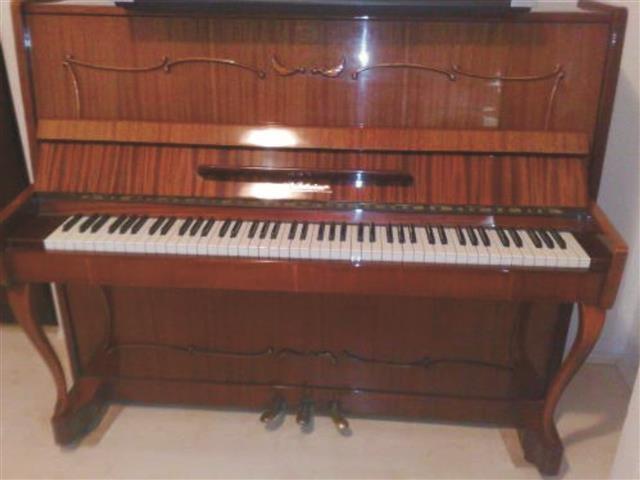 PIANINO