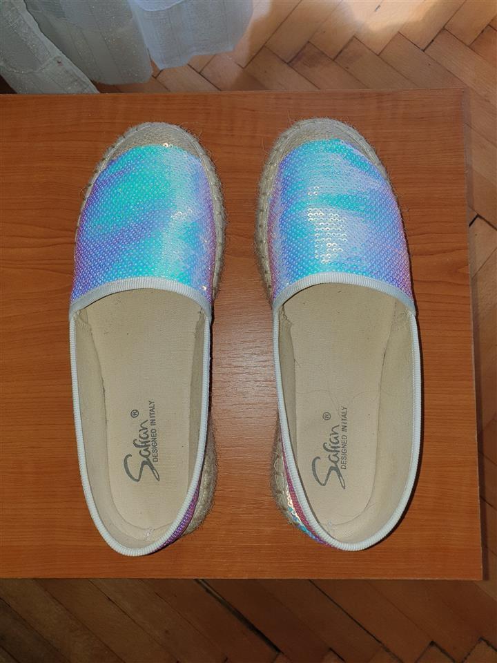 Espadrile