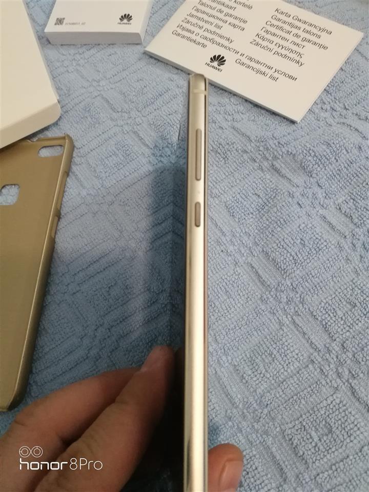 Huawei-P10-Lite-