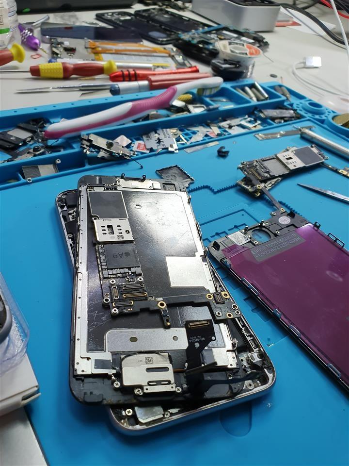 Servis-popravka-maticnih-ploca-iphone-