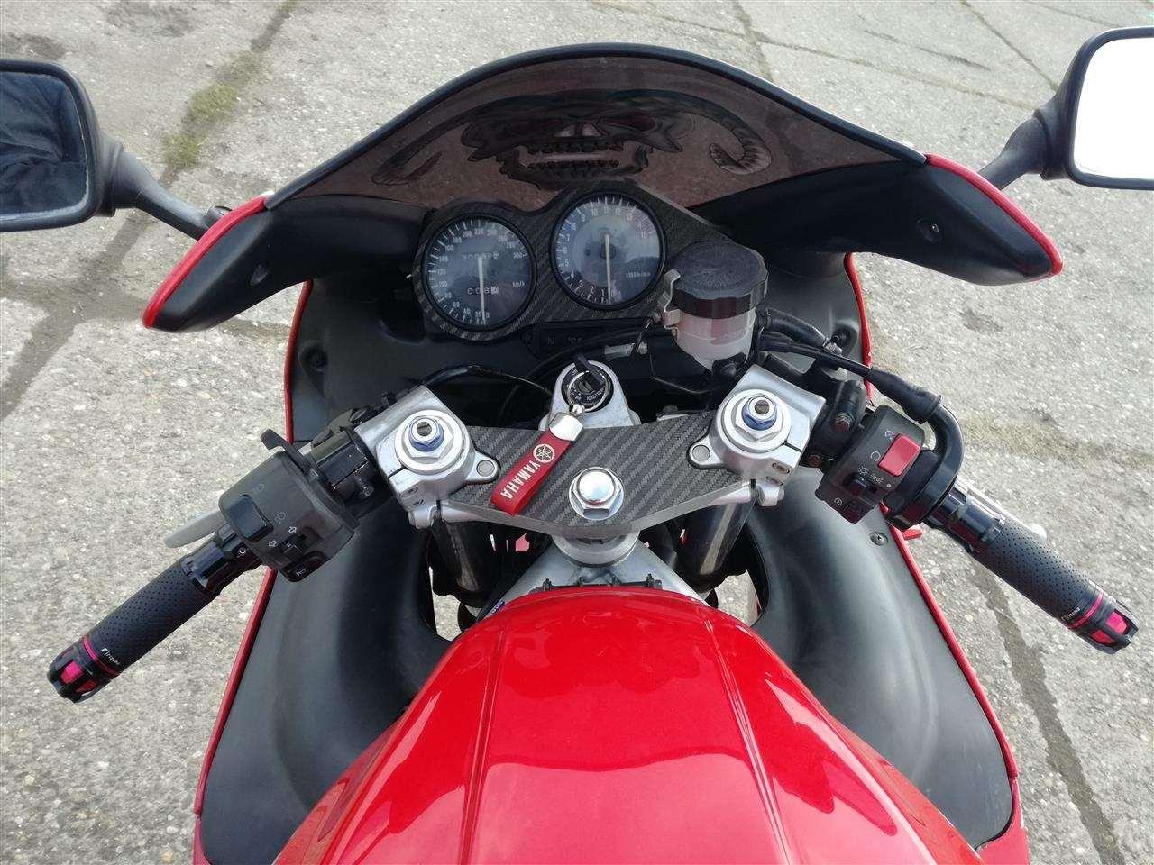 Yamaha-Thundercat-Yzf600