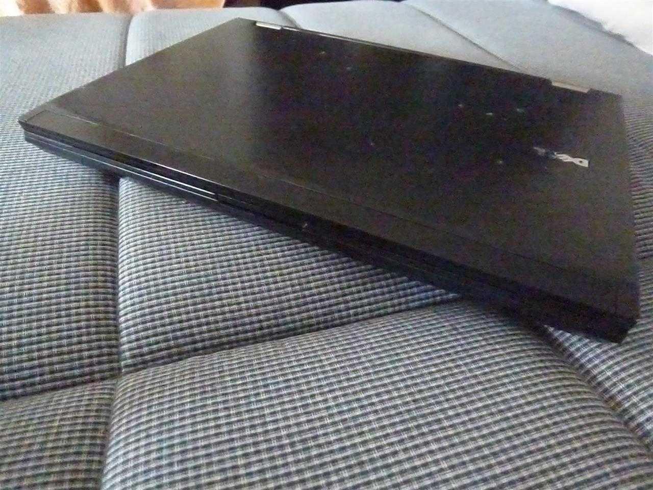 DELL-LATITUDE-E6400-+-nova-9-Cell-batterija