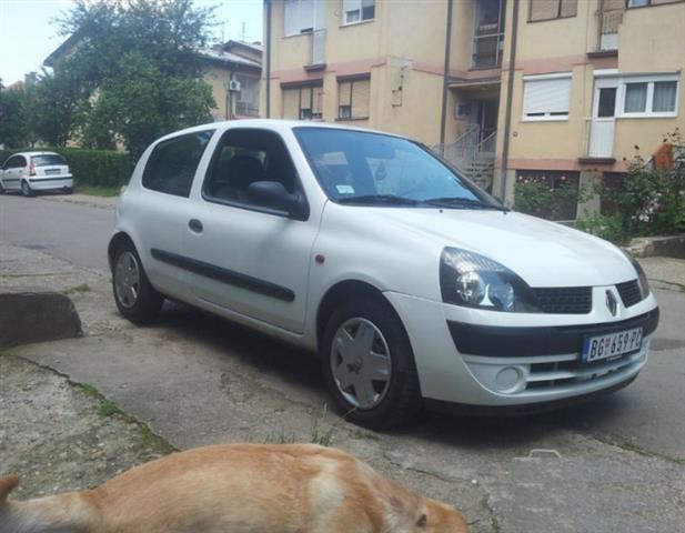 Renault Clio dci -03  