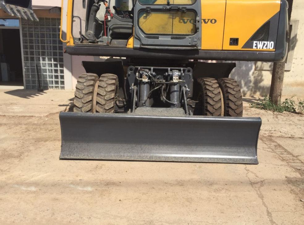 VOLVO-EW210C