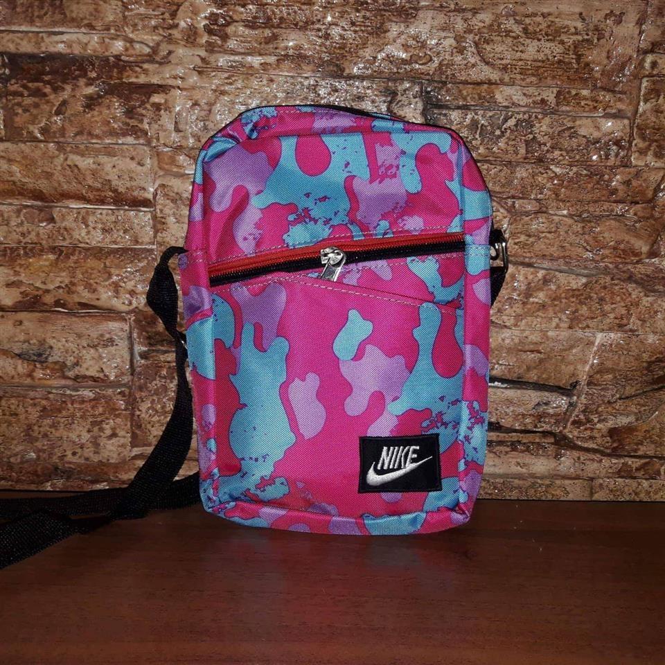 Nova-nike-torbica