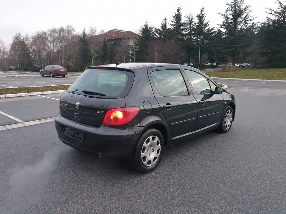 PEUGEOT-307-2-0BENZ-PLIN-2004GOD