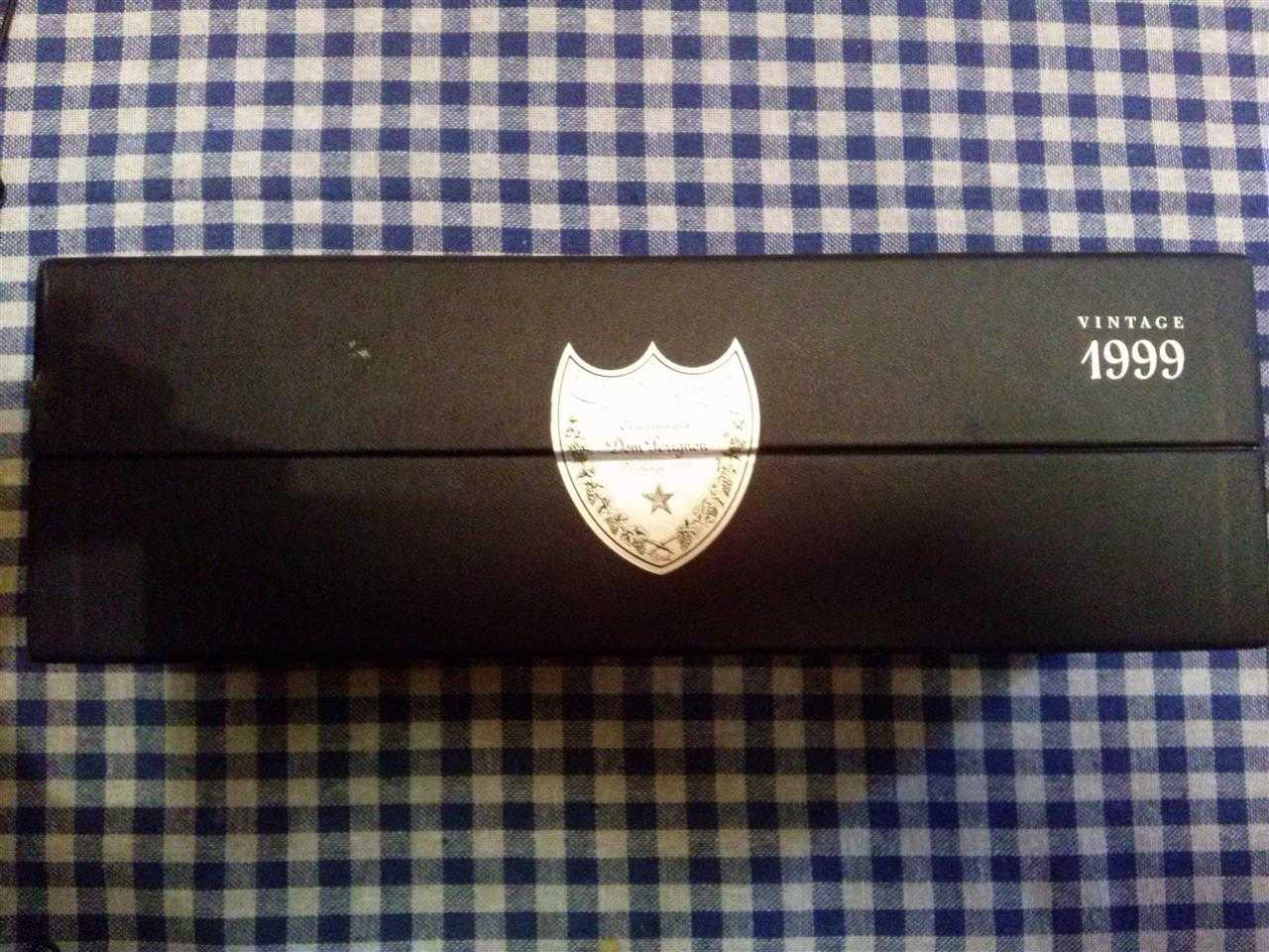 Dom-Perignon-with-Gift-Box-1999