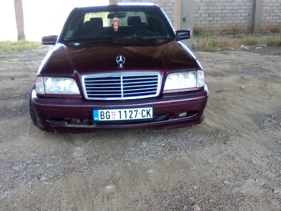 Mercedes-c180