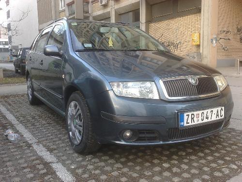 Škoda-Fabia--04
