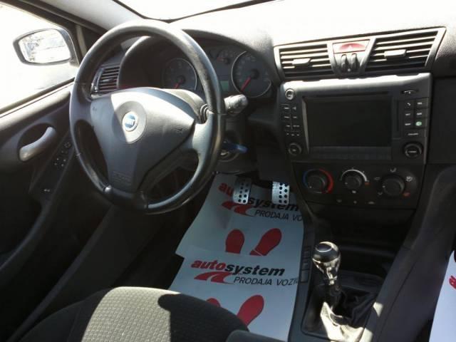 Fiat-Stilo--02