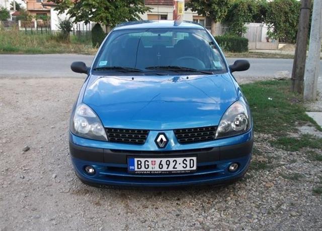 Renault Clio 1.5TDi -03