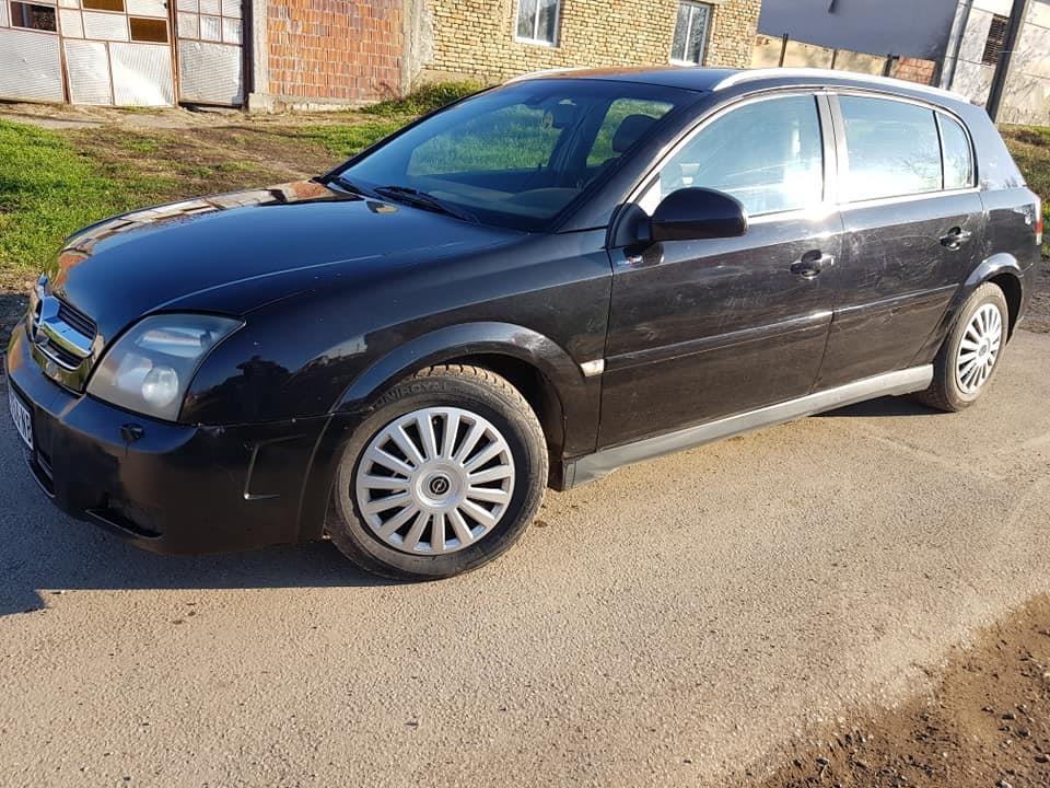 Opel-Signum-2-2DTI