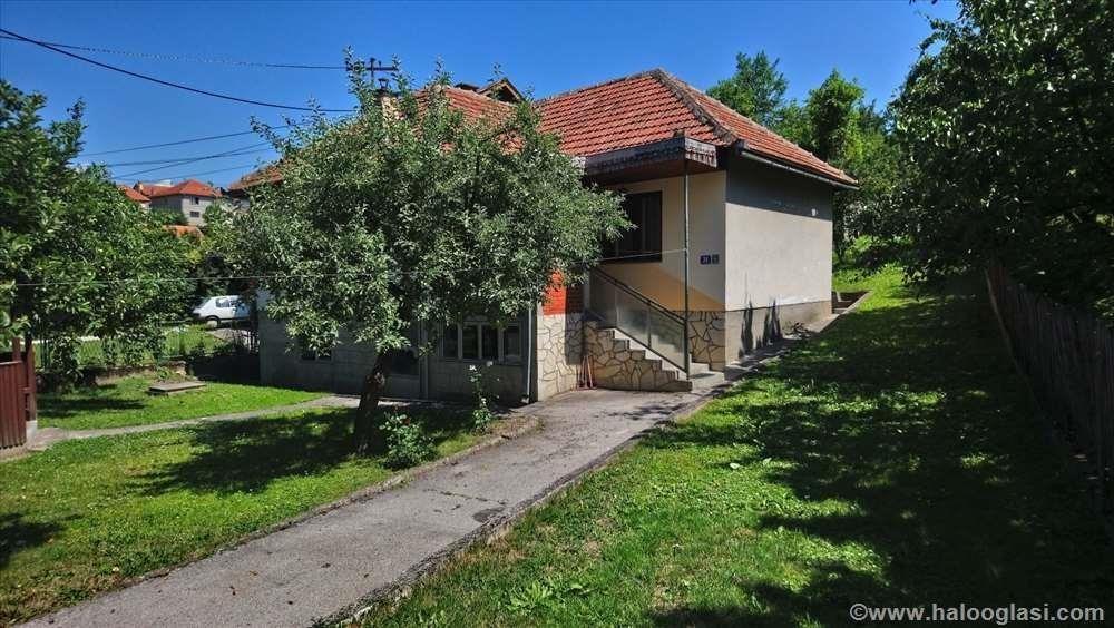 Prodaja-kuce-u-Pozegi