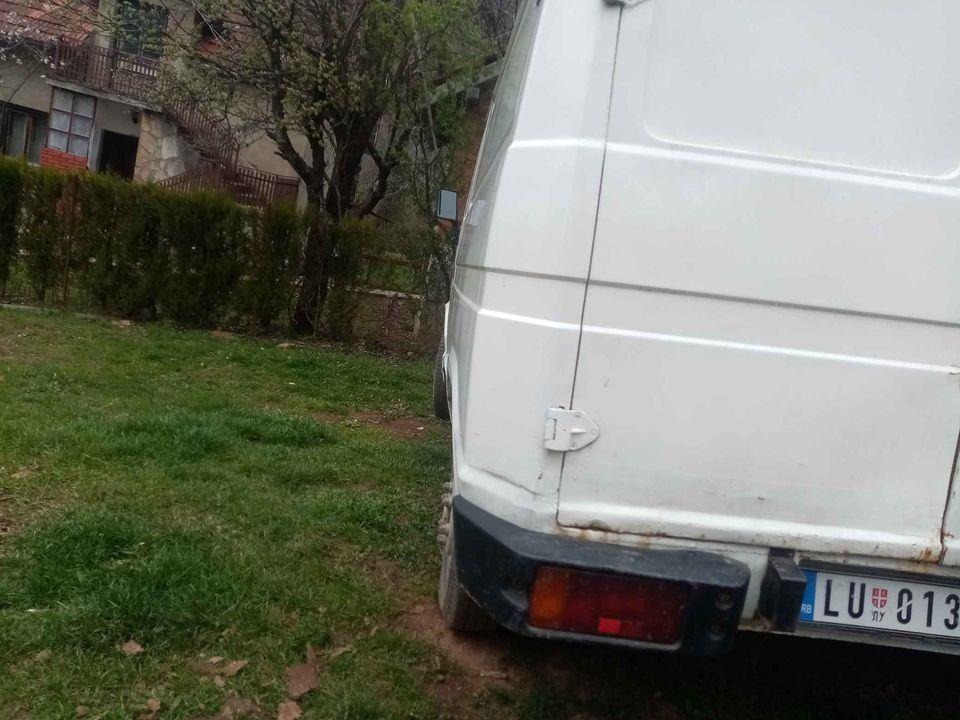 Zastavi-kombi