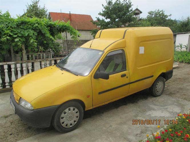 Ford Courier -98