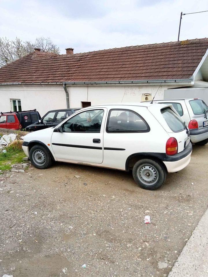 Corsa-1-2