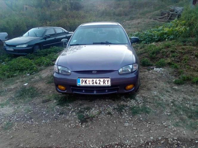 Hyundai Accent gls sa klimom,abs arb  