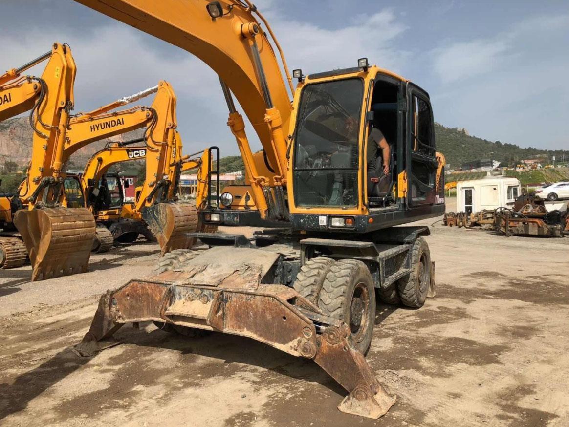 HYUNDAI-170W-9