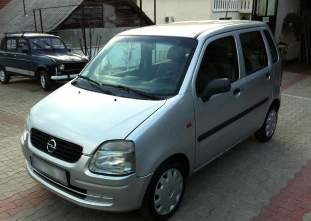 Opel Agila -01