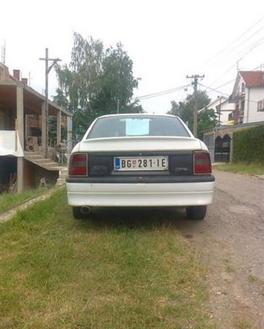 Opel-Vectra--90
