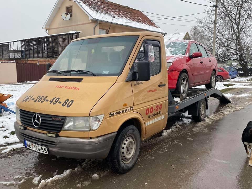 ŠLEP-MERCEDES-SPRINTER-312