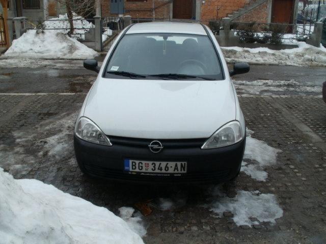 Opel Corsa -01