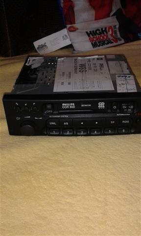 Auto radio