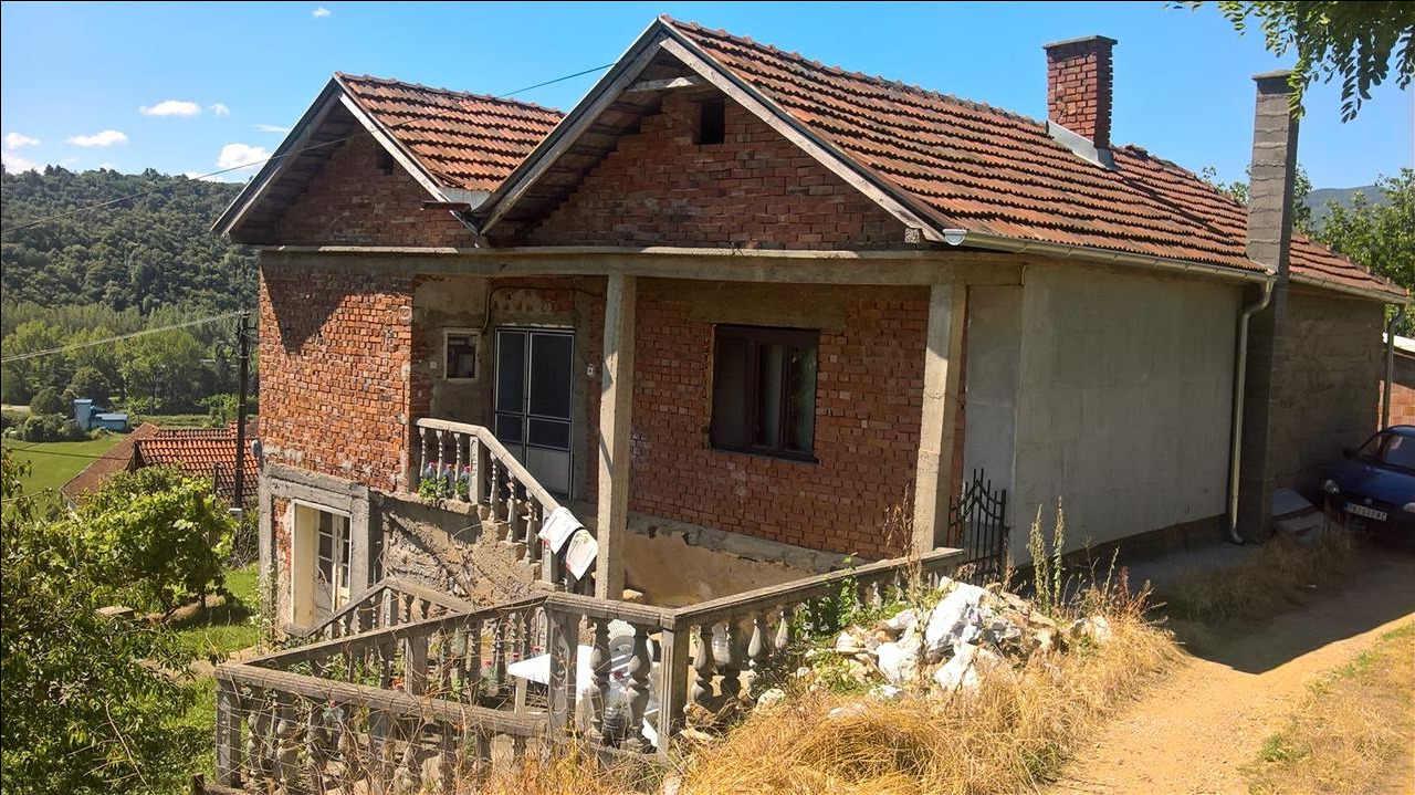 prodajem-kucu